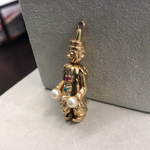 14k Yellow Gold Clown Movable Pendant/Charm - Picture 7 of 8